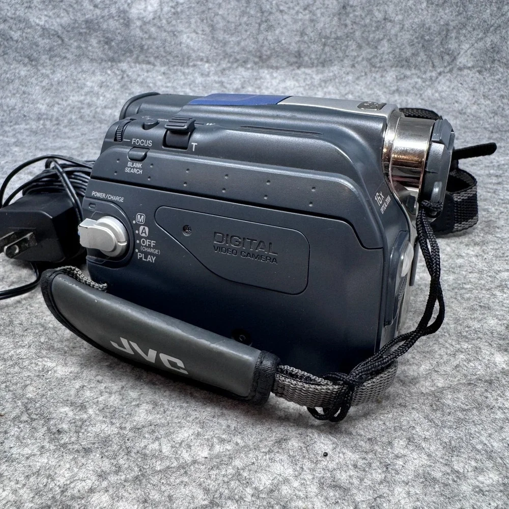 JVC Digital Video Camera GR-D72U MiniDV Camcorder Charger *Parts Only‎